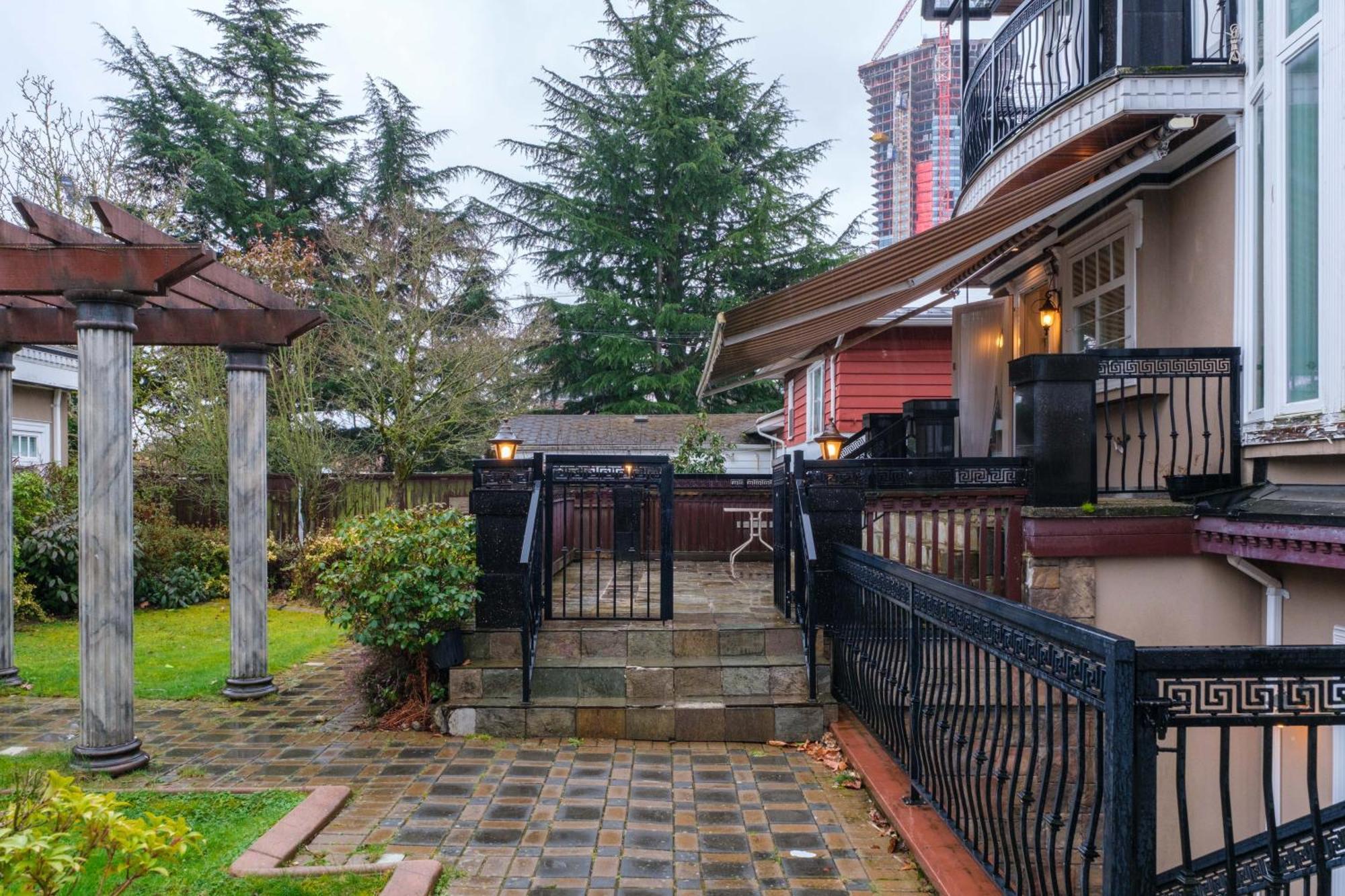 Oakridge Luxury Homestay Vancouver Exterior photo