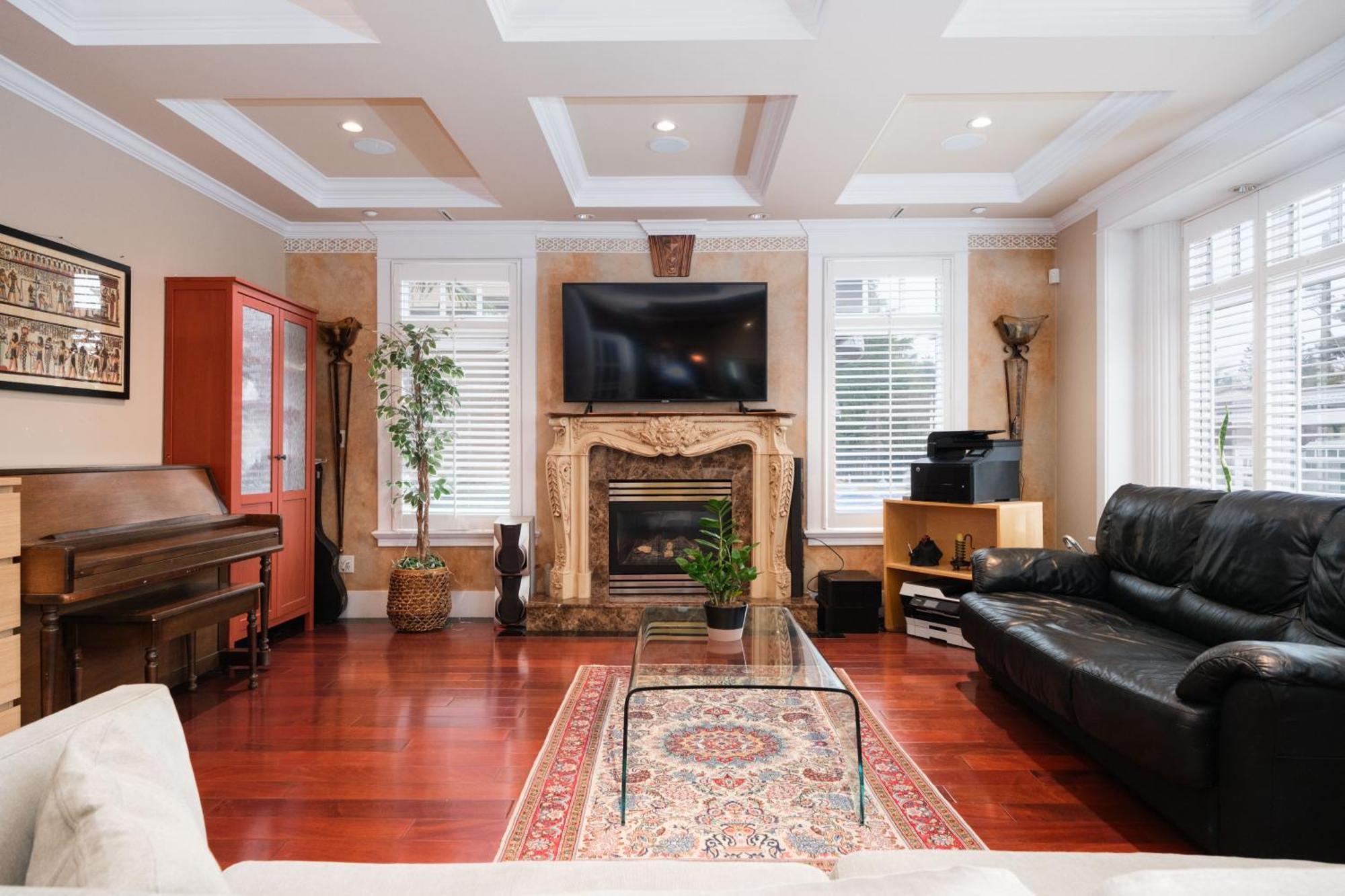 Oakridge Luxury Homestay Vancouver Exterior photo